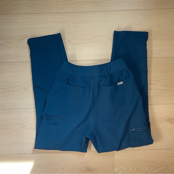 Figs Scrub Set - Picture 6 of 6